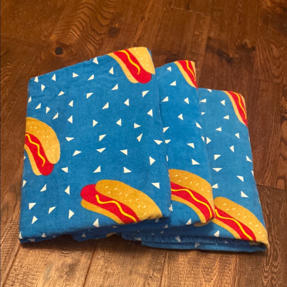Set of 3 Blue Hot Dog Patterned Towels